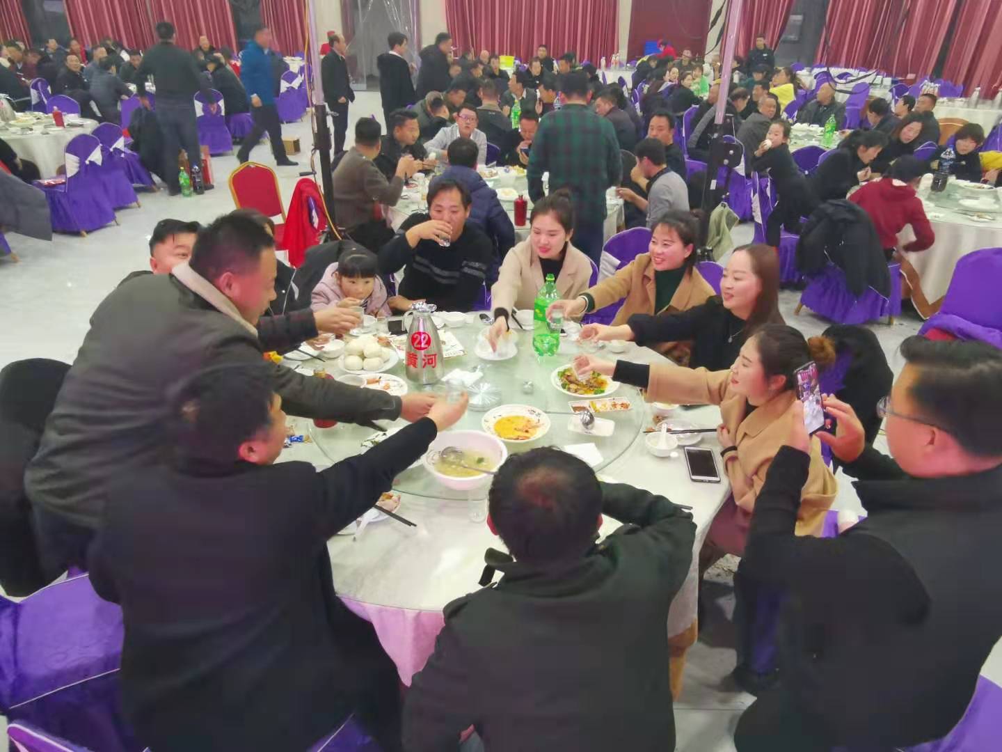阳光驾校员工聚餐